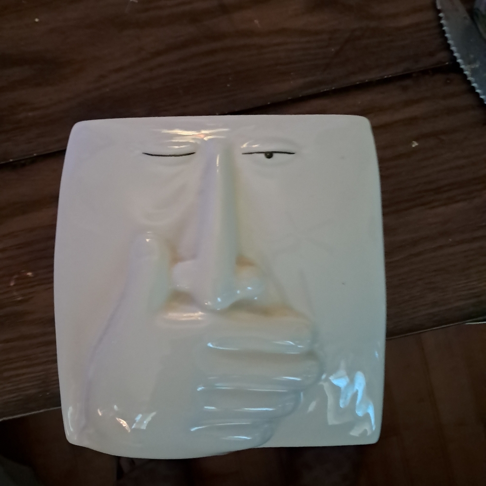 Tissue Box Cover Ceramic with Raised Design
